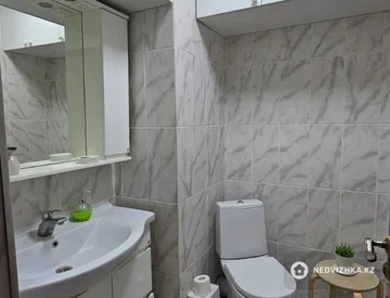 2-комнатная квартира, этаж 11 из 18, 72 м², миниатюра 6