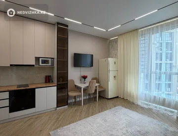 2-комнатная квартира, этаж 15 из 22, 48 м², миниатюра 7