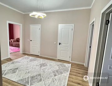 3-комнатная квартира, этаж 9 из 9, 90 м², На длительный срок, миниатюра 8