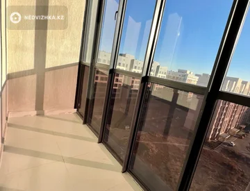 3-комнатная квартира, этаж 9 из 9, 90 м², На длительный срок, миниатюра 11