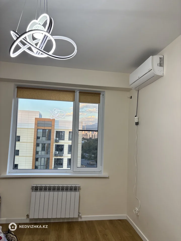 2-комнатная квартира, этаж 9 из 9, 67 м², фотография 4