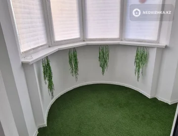 2-комнатная квартира, этаж 9 из 9, 62 м², миниатюра 3