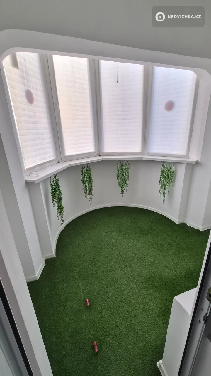 2-комнатная квартира, этаж 9 из 9, 62 м², фотография 3