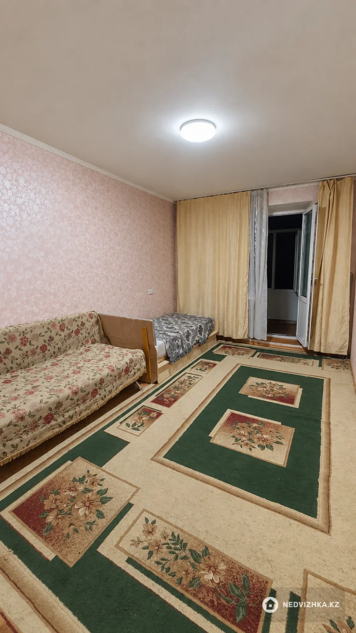 2-комнатная квартира, этаж 1 из 5, 53 м², фотография 4