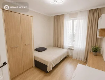 2-комнатная квартира, этаж 3 из 7, 49 м², миниатюра 9