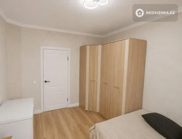 2-комнатная квартира, этаж 3 из 7, 49 м², миниатюра 10