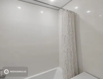 2-комнатная квартира, этаж 3 из 7, 49 м², миниатюра 11