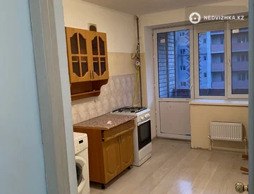1-комнатная квартира, этаж 6 из 9, 42 м², миниатюра 1