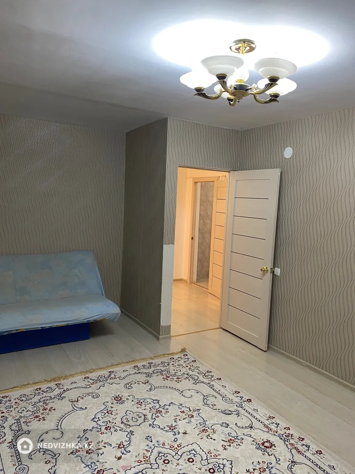 1-комнатная квартира, этаж 6 из 9, 42 м², фотография 2