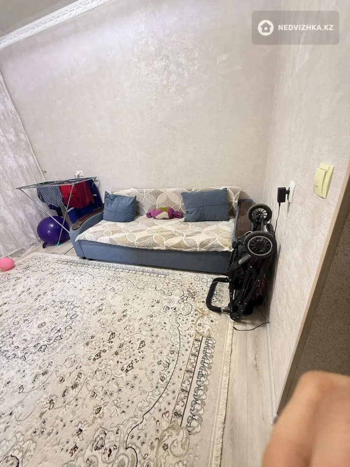 4-комнатная дача, 0.5 соток, 500 м²
