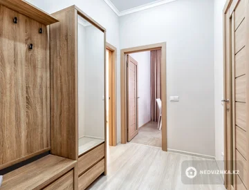 1-комнатная квартира, этаж 7 из 18, 40 м², Посуточно, миниатюра 7