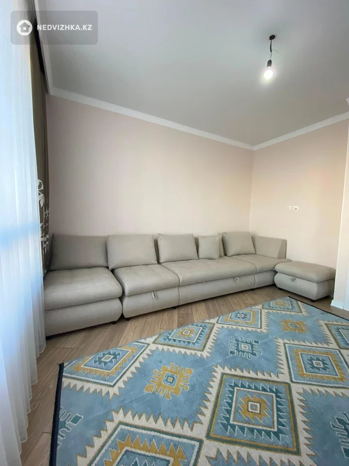 1-комнатная квартира, этаж 2 из 14, 46 м², фотография 3