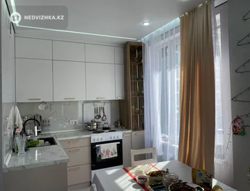 2-комнатная квартира, этаж 3 из 9, 40 м², миниатюра 5