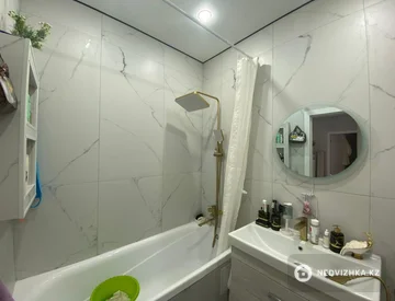 2-комнатная квартира, этаж 3 из 9, 40 м², миниатюра 7