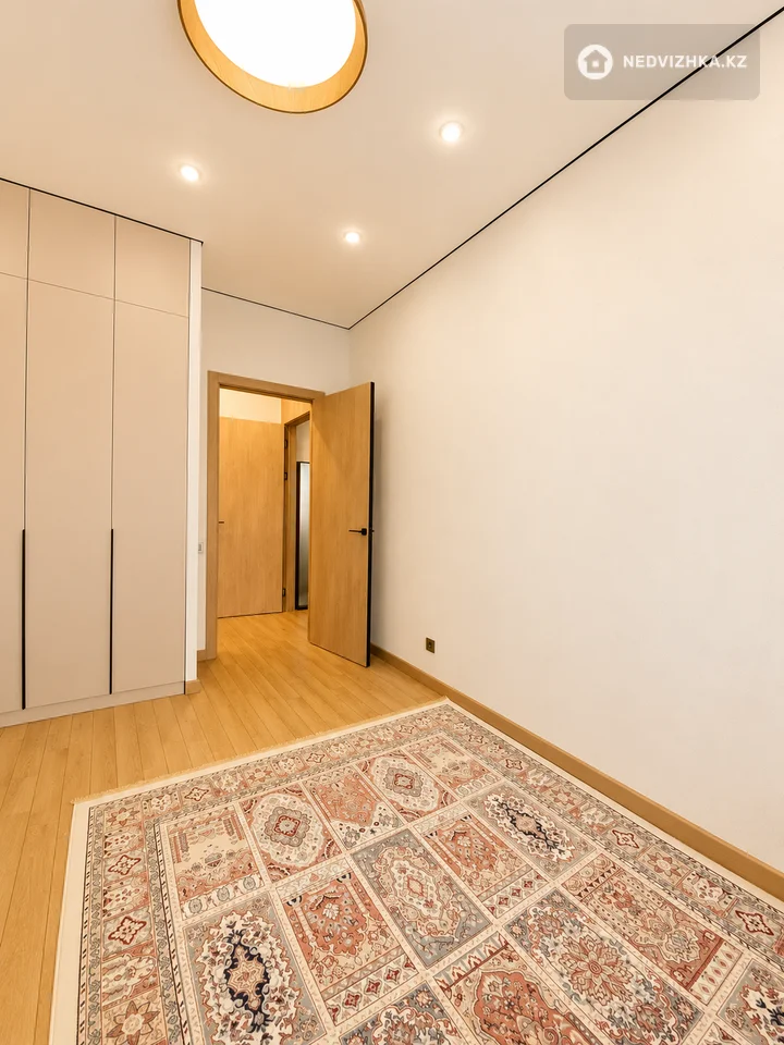 3-комнатная квартира, этаж 9 из 14, 61 м², фотография 5