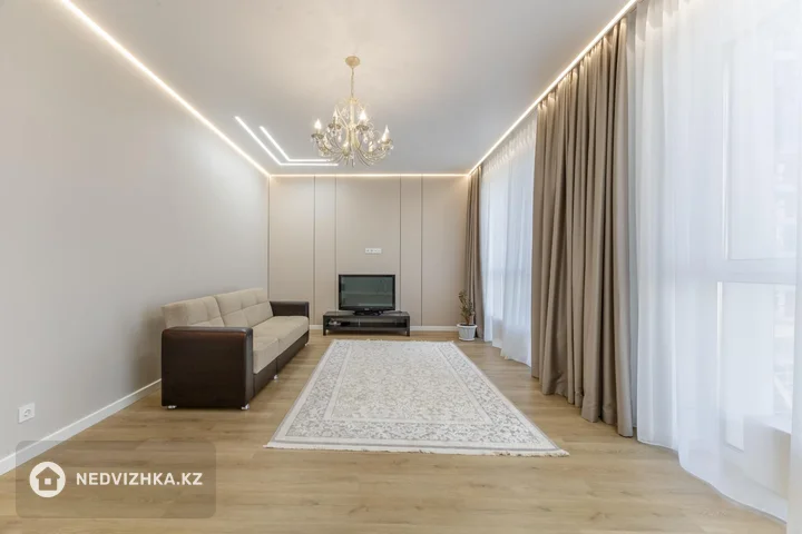 3-комнатная квартира, этаж 5 из 8, 123 м², фотография 2