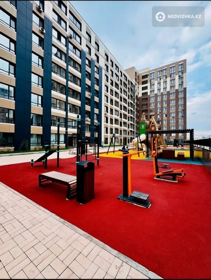 2-комнатная квартира, этаж 5 из 12, 55 м², фотография 2
