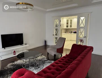 3-комнатная квартира, этаж 5 из 7, 131 м², миниатюра 1