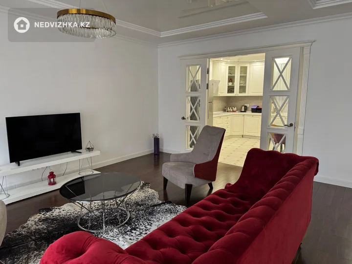 3-комнатная квартира, этаж 5 из 7, 131 м²