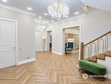 5-бөлмелі үй, 8.3 соттық, 260 м², 9-нобай