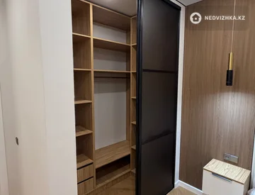 2-комнатная квартира, этаж 4 из 9, 48 м², миниатюра 4