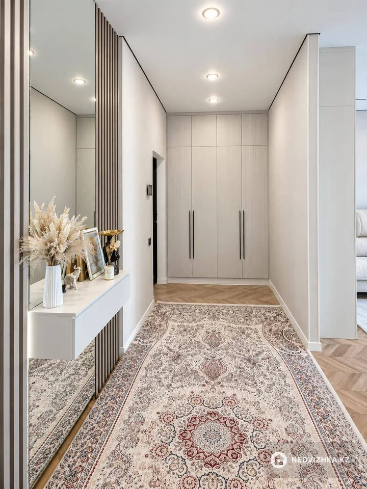 1-комнатная квартира, этаж 12 из 17, 52 м², фотография 5