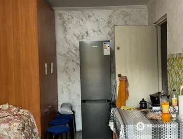 1-комнатная квартира, этаж 3 из 5, 14 м², миниатюра 1