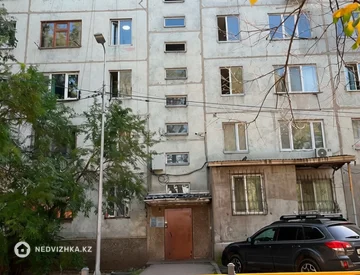 1-комнатная квартира, этаж 3 из 5, 14 м², миниатюра 3