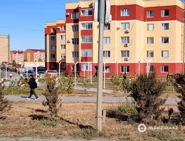 3-комнатная квартира, этаж 3 из 5, 85 м², миниатюра 2