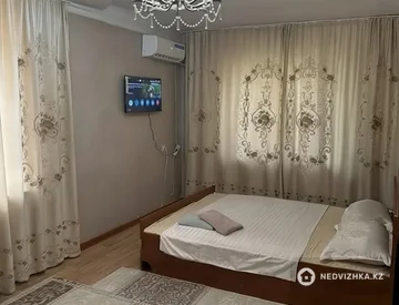 1-комнатная квартира, этаж 3 из 5, 30 м², По часам, миниатюра 1