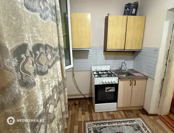 1-комнатная квартира, этаж 3 из 5, 30 м², По часам, миниатюра 5