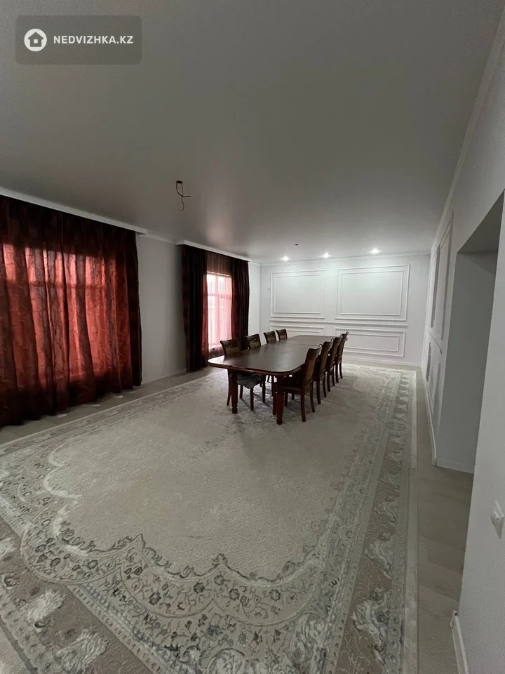 6-комнатный дом, 8 соток, 240 м², фотография 4