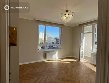 3-комнатная квартира, этаж 2 из 9, 70 м², миниатюра 2