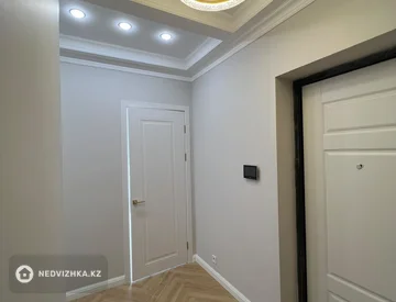 3-комнатная квартира, этаж 2 из 9, 70 м², миниатюра 6