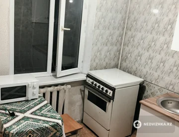 1-комнатная квартира, этаж 1 из 5, 33 м², миниатюра 2