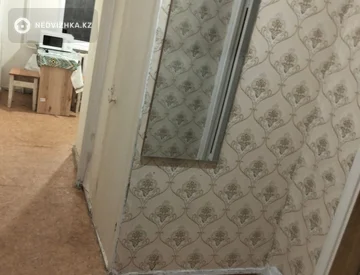 1-комнатная квартира, этаж 1 из 5, 33 м², миниатюра 3
