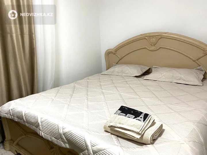 1-комнатная квартира, этаж 1 из 2, 30 м², По часам