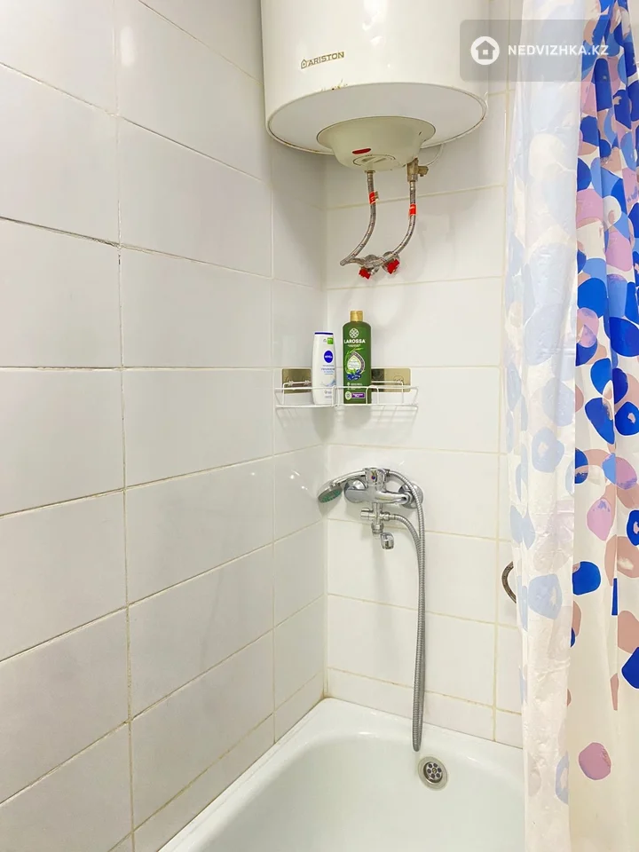 1-комнатная квартира, этаж 1 из 2, 30 м², По часам, фотография 3