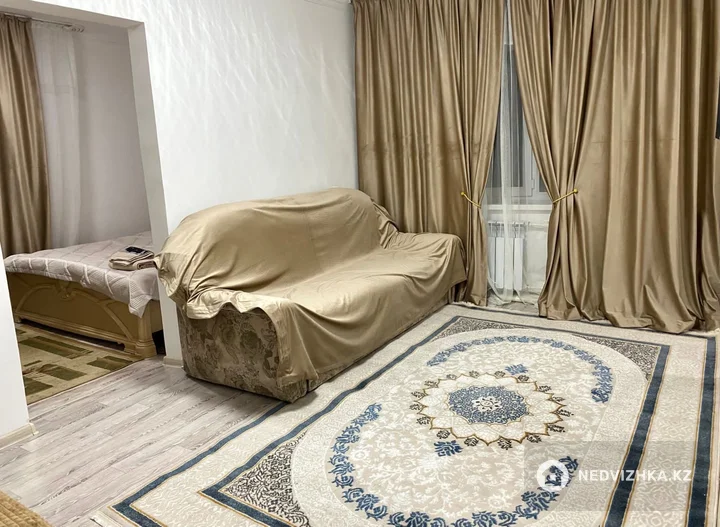 1-комнатная квартира, этаж 1 из 2, 30 м², По часам, фотография 4