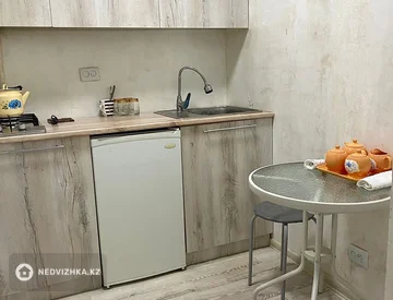 1-комнатная квартира, этаж 1 из 2, 30 м², По часам, миниатюра 5