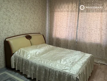 1-комнатная квартира, этаж 1 из 5, 30 м², По часам, миниатюра 2