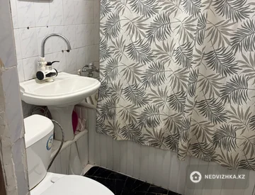 1-комнатная квартира, этаж 1 из 5, 30 м², По часам, миниатюра 6