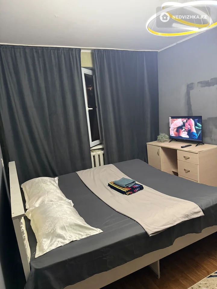 1-комнатная квартира, этаж 1 из 5, 30 м², Посуточно, фотография 3