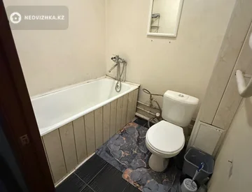 1-комнатная квартира, этаж 1 из 5, 30 м², Посуточно, миниатюра 8