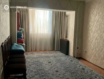 3-комнатная квартира, этаж 2 из 4, 56 м², На длительный срок, миниатюра 2