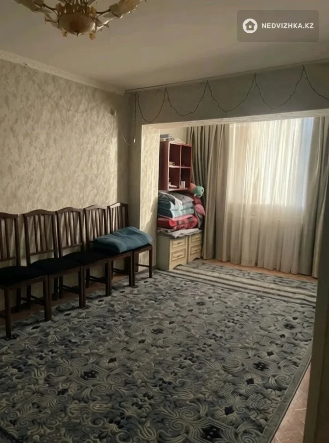 3-комнатная квартира, этаж 2 из 4, 56 м², На длительный срок, фотография 3