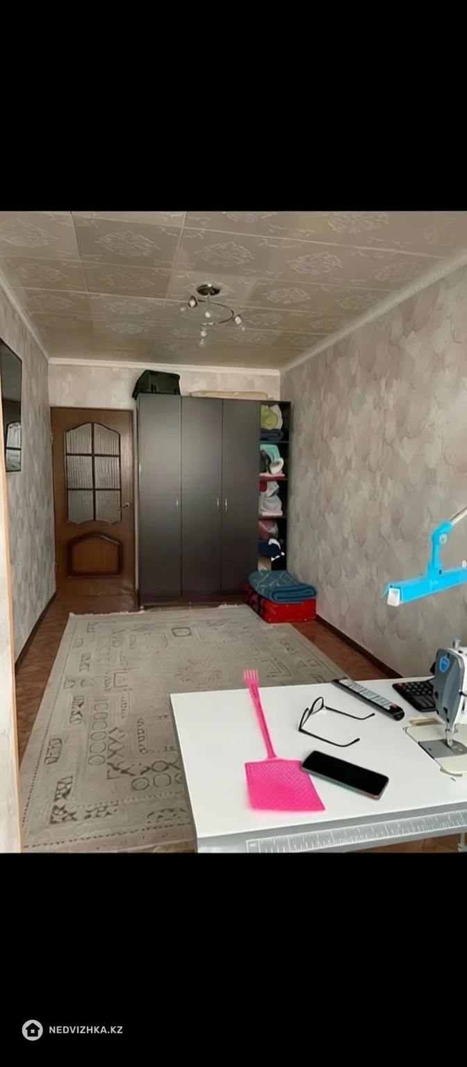 3-комнатная квартира, этаж 2 из 4, 56 м², На длительный срок, фотография 5