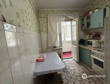 2-комнатная квартира, этаж 1 из 5, 53 м², миниатюра 6