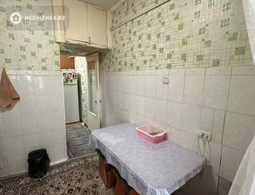 2-комнатная квартира, этаж 1 из 5, 53 м², миниатюра 7