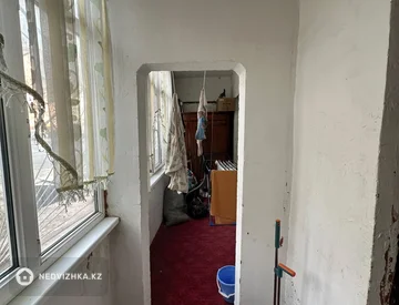 2-комнатная квартира, этаж 1 из 5, 53 м², миниатюра 9